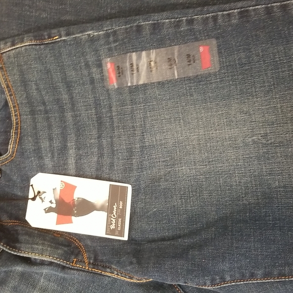 Jeans - Picture 3 of 6